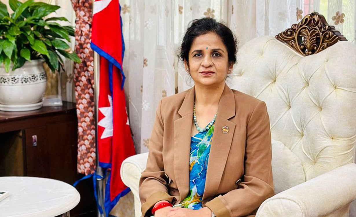 उद्योगमन्त्री यादवले दिइन् राजीनामा
